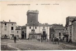 11495-LE-63-L'AUVERGNE PITTORESQUE-CHATEAUGAY-La Place-----------environ 341 Habitants----------animée-attelage - Autres & Non Classés