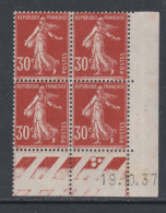 France N° 360 X Type Semeuse 30 C. Rouge Sombre En Bloc De 4 Coin Daté Du 19 . 10. 37 ; 3 Pts Blancs, Trace Char., TB - 1930-1939