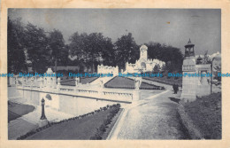 R084042 La Basilique De Lisieux. Le Chemin De Croix Exterieur. Vue Generale. 194 - World