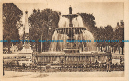 R084066 Nancy. Place Et Monument Carnot. Le Jet D Eau Et Le Cours Leopold. Statu - World