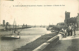 Top Promotion 2 Cpa 85 LES SABLES-D'OLONNE. Chaume Entrée Du Port Et Lac Tanchet 1925 (fine Plissure Coin Gauche Au Port - Sables D'Olonne