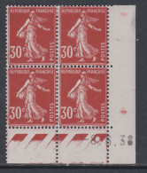 France N° 360 X Type Semeuse 30 C. Rouge Sombre En Bloc De 4 Coin Daté Du 8 . 6. 38 ; 1 Pt Blanc, Trace Char., TB - 1930-1939