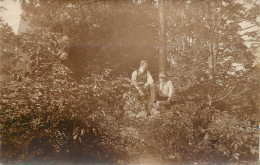 Social History Souvenir Real Photo Elegant Friends In Nature Forest - Photographie