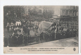 AJC - Les Zeppelins Sur Paris - Crimes Odieux Des Pirates Boches - Les Funerailles Nationales Des Victimes - Andere Monumenten, Gebouwen