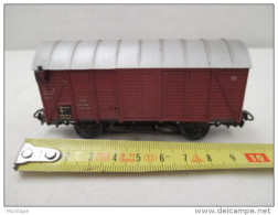 VOITURE - WAGON -miniature    MARKLIN EN   H O  10 Cm - Goederenwagons