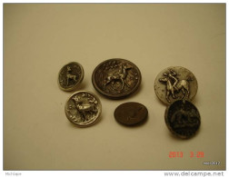 6 BOUTONS  DE CHASSE - Buttons