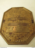 Plaque De Garde Chasse De Villemarechal - Armas De Colección