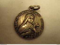 Medaille -  Sainte  Therese - France