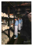 Metiers - Fromager - Fromages - Fromagerie - Roquefort Sur Soulzon - Cabanières Au Travail - CPM - Voir Scans Recto-Vers - Artigianato