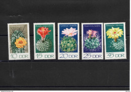 RDA 1974 Fleurs, Cactus  Yvert 1603-1607 NEUF** MNH - Ungebraucht