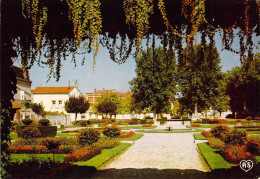 81 - Lavaur - Jardins Bressolles - Lavaur