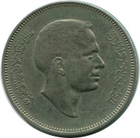 ½ DIRHAM / 50 FILS 1975 JORDANIA JORDAN Moneda #AP072.E.A - Jordan