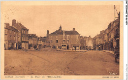 AGNP9-0742-53 - LASSAY -  La Pplace De L'hotel-de-ville - Lassay Les Chateaux