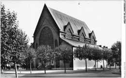 AGQP10-0763-92 - SURESNES - La Cité Jardin - L'église  - Suresnes