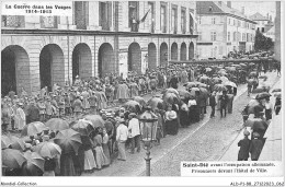 ALDP1-88-0032 - SAINT-DIE - Avant L'occupation Allemande - Prisonniers Devant L'hôtel De Ville - Saint Die