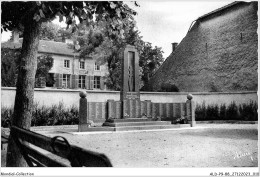 ALDP9-88-0806 - NEUFCHATEAU - Monument Aux Morts 1939-1945 - Neufchateau