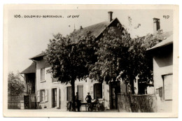 RARE CARTE POSTALE DU HAMEAU DE BORDENOUX 38. LE CAFE CHEVROLAT ANIME EN 1952. - Andere & Zonder Classificatie