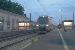 Agde  -  Gare SNCF - 9979 - Agde