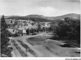 CAR-AAYP5-48-0364 - LE MALZIEU-VILLE - Centre Touristique Tres Frequente - La Place Du Foirail - Vendue En Etat - Autres & Non Classés