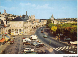 CAR-AAYP8-86-0602 - CHAUVIGNY - Centre De La Ville - Hotel De Ville Et Eglise Notre-Dame - Chauvigny