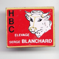 Pin's HCC Elevage Serge Blanchard Dpt 85 Boeuf Bovins Réf 3045 - Ciudades