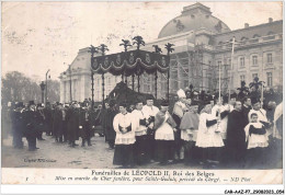 CAR-AAZP7-0529 - BELGIQUE - BRUXELLES - Funérailles De Léopold II - Mise En Marche Du Char Funèbre Pour Sainte Gudule  - Fiestas, Celebraciones