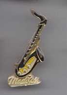 Pin's  Madison Saxo Saxophone  Réf 4630 - Musik