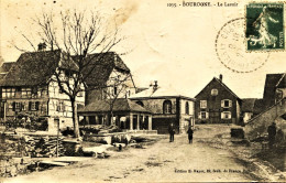 2320 - Ter De Belfort -  BOUROGNE : LE LAVOIR ,  épicerie LESMANN Au Fond , CARTE SURTAXEE - Voir Dos - Circulée En 1917 - Otros & Sin Clasificación