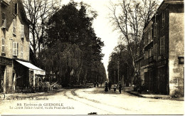 2323  - GRENOBLE :  LE COUR ST ANDRE , VU DE PONT De CLAIX  Circulée En 1916 Envoyée à Mr DOTTO  18 Rue D'ALEMBERT - Andere & Zonder Classificatie