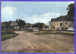 Carte Postale 24. Rouffilac De Carlux  Hotel Cayre  DS Citroën   Très Beau Plan - Sonstige & Ohne Zuordnung