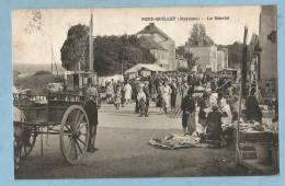 UR0137  CPA  PORT-BRILLET  (Mayenne)  Le Marché  - Animation  +++++++++++++++ - Autres & Non Classés