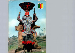 Danseurs Bamilékés Masqués, 3 Magnifiques Timbres - Cameroon