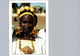 Sénégal, Ambre Et Or Sur Peau D'ébène, Photo M. RENAUDEAU - Senegal