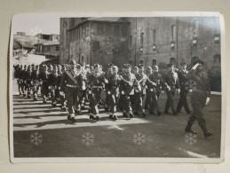 Foto Italia Militari Parata Luogo Da Identificare.  145x105 Mm. - Europa