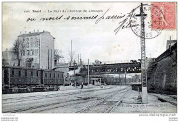 79 NIORT LE PONT DE L'AVENUE DE LIMOGES AVEC TRAIN ENTRANT ET WAGONS ARRETES EDIT ALIX - Niort