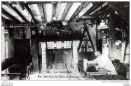 94 LA VARENNE  UN INTERIEUR DE L'ECU DE FRANCE - Otros & Sin Clasificación