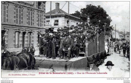 10 TROYES FETES DE LA BONNETERIE CHAR DE L'HARMONIE INDUSTRIELLE EDIT GRANDDIDIER - Troyes