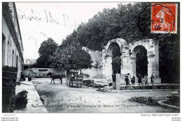 84 CAVAILLON L'ARC DE TRIOMPHE DE MARIUS SUR L'ESPLANADE DU CLOS VOYAGEE 1909 - Cavaillon