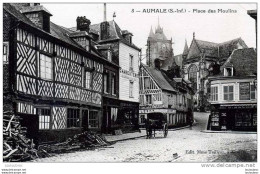 76 AUMALE PLACE DES MOULINS  EDIT TAILLEUR NON VOYAGEE - Aumale