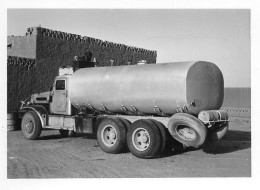 Photo D'un Camion De Carburant -  Photo E.M.SCHUTZ Constantine - Otros & Sin Clasificación