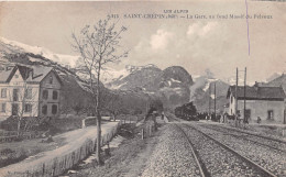 SAINT-CREPIN (Hautes-Alpes) - La Gare, Au Fond Massif Du Pelvoux - Arrivée Du Train - Ecrit 1914 (2 Scans) - Otros & Sin Clasificación
