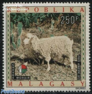 Madagascar 1972 Wool Industry 1v, Mint NH, Nature - Various - Cattle - Textiles - Textile