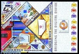 South Africa 2010 Bridging The Digital Divide S/s, Mint NH, Various - Post - Holograms - Neufs