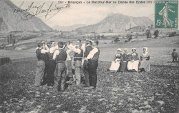 BRIANCON (Hautes-Alpes) - Le Bacchur-Ber Ou Danse Des Epées - Folklore - Voyagé (2 Scans) - Briancon