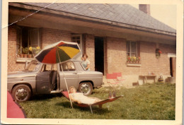 Photographie Photo Vintage Snapshot Amateur Automobile Voiture Auto Parasol - Auto's
