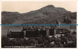 R087534 The Palace Of Holyrood House. Edinburgh 12103. Salmon. RP - World