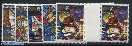 Great Britain 1992 Christmas 5v, Gutter Pairs, Mint NH, Religion - Christmas - Art - Stained Glass And Windows - Autres & Non Classés