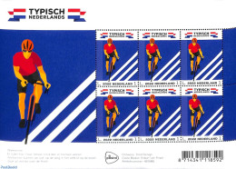 Netherlands 2022 Typical Dutch, Cycling M/s, Mint NH, Sport - Cycling - Postzegelboekjes En Roltandingzegels