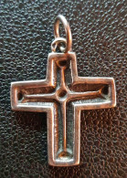 Médaille Religieuse Croix Bretonne Crucifix Argent 800 - Fab. Toulhoat - Religion & Esotérisme