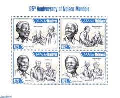 Maldives 2013 Nelson Mandela 4v M/s, Mint NH, History - Politicians - Nelson Mandela - Maldive (1965-...)